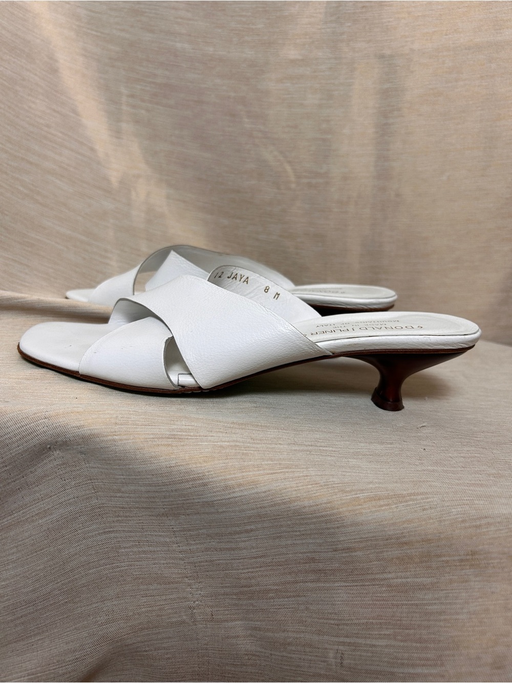 Donald J. Pliner White Crisscross Leather Slide Sandals Kitten Heels Jaya - Picture 8 of 12
